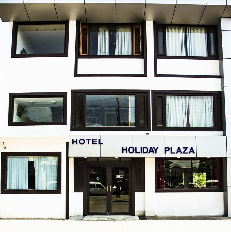 Hotel Holiday Plaza Srīnagar Zewnętrze zdjęcie